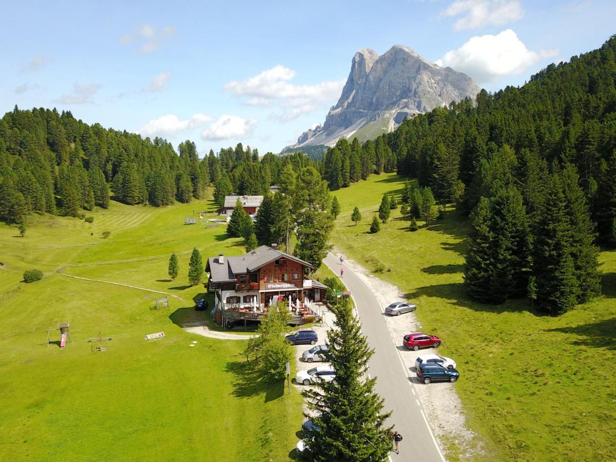 Edelweisshuette Hotel Funes  Exterior photo